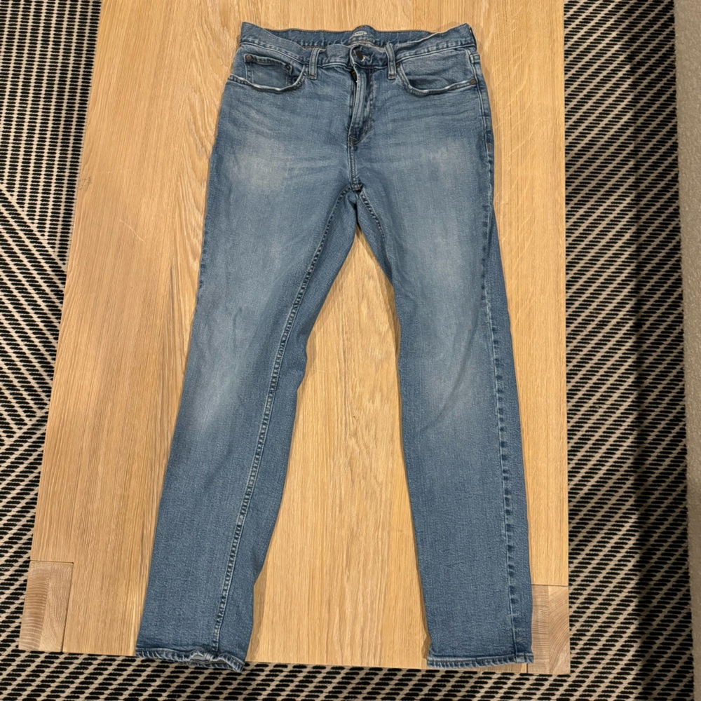 Old navy jeans for men